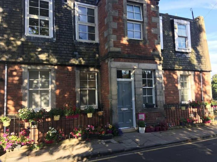 Beautiful Scandi-Inspired One Bed In Stockbridge EDI Exterior foto